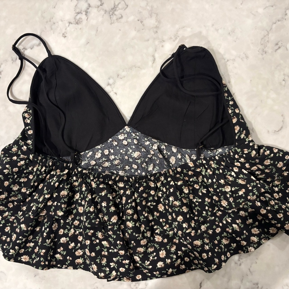 Juniors size M Chic Black Floral Camisole Top - Picture 5 of 7
